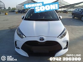 TOYOTA Yaris 1.5 Hybrid 5 porte Business